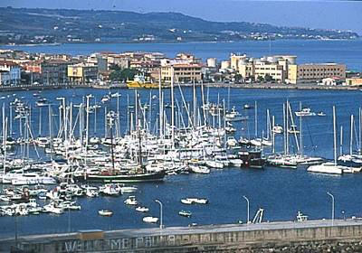 Particolare del porto di Vibo Valentia Marina